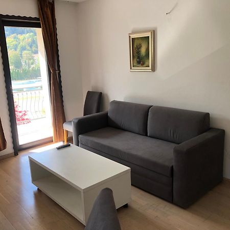 Green Oaza Apartment Фойница Экстерьер фото