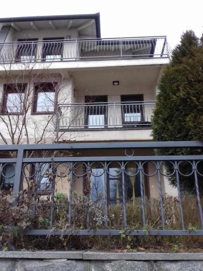 Green Oaza Apartment Фойница Экстерьер фото