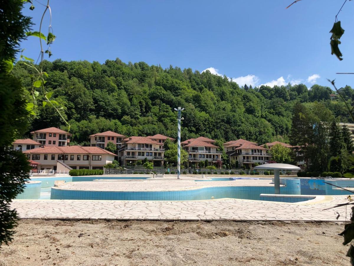 Green Oaza Apartment Фойница Экстерьер фото