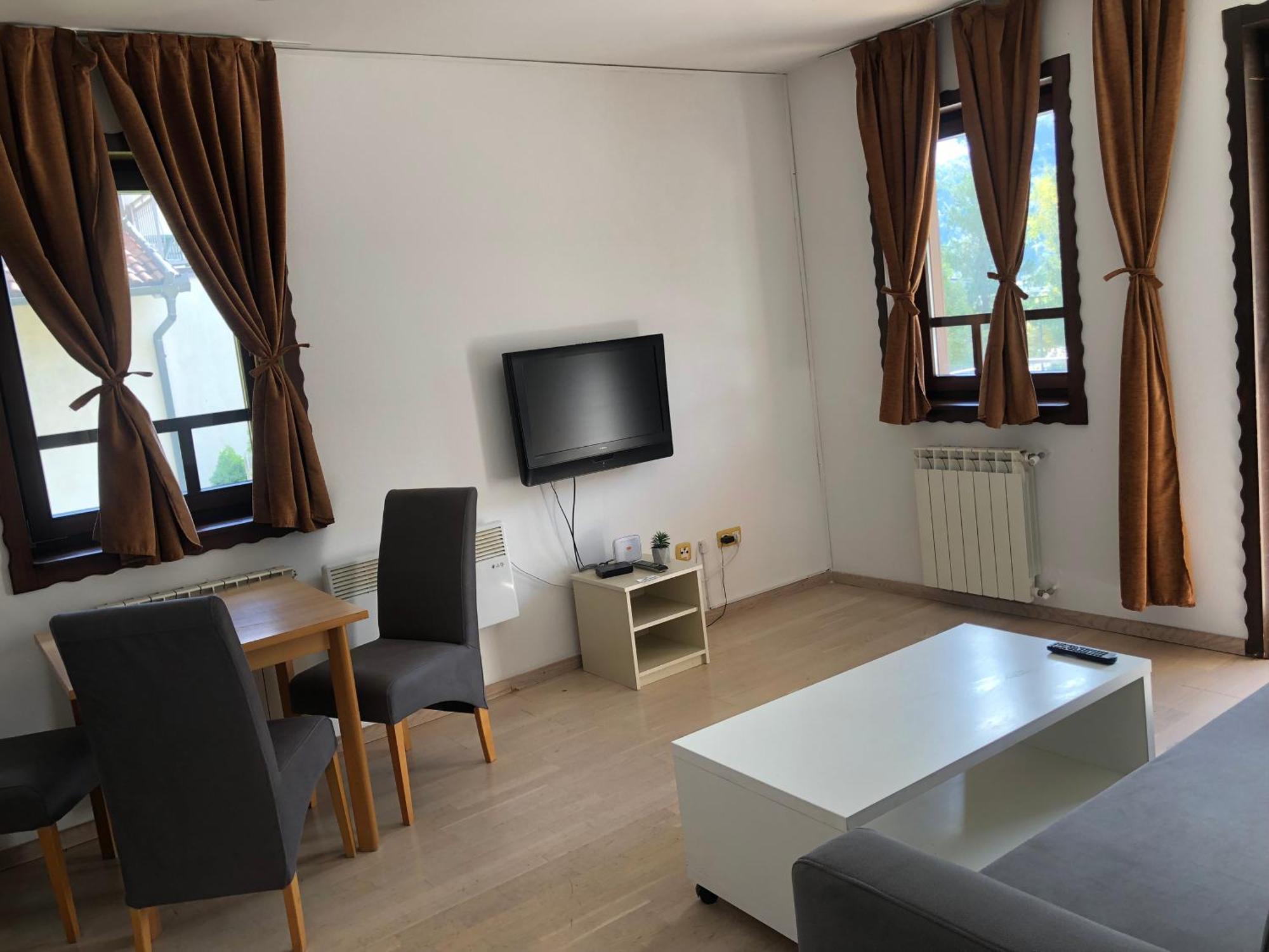 Green Oaza Apartment Фойница Экстерьер фото